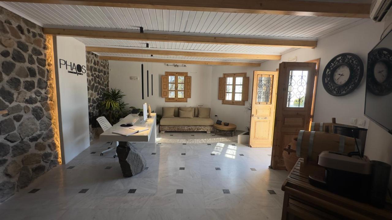 Phaos Santorini Suites Imerovigli  Ngoại thất bức ảnh