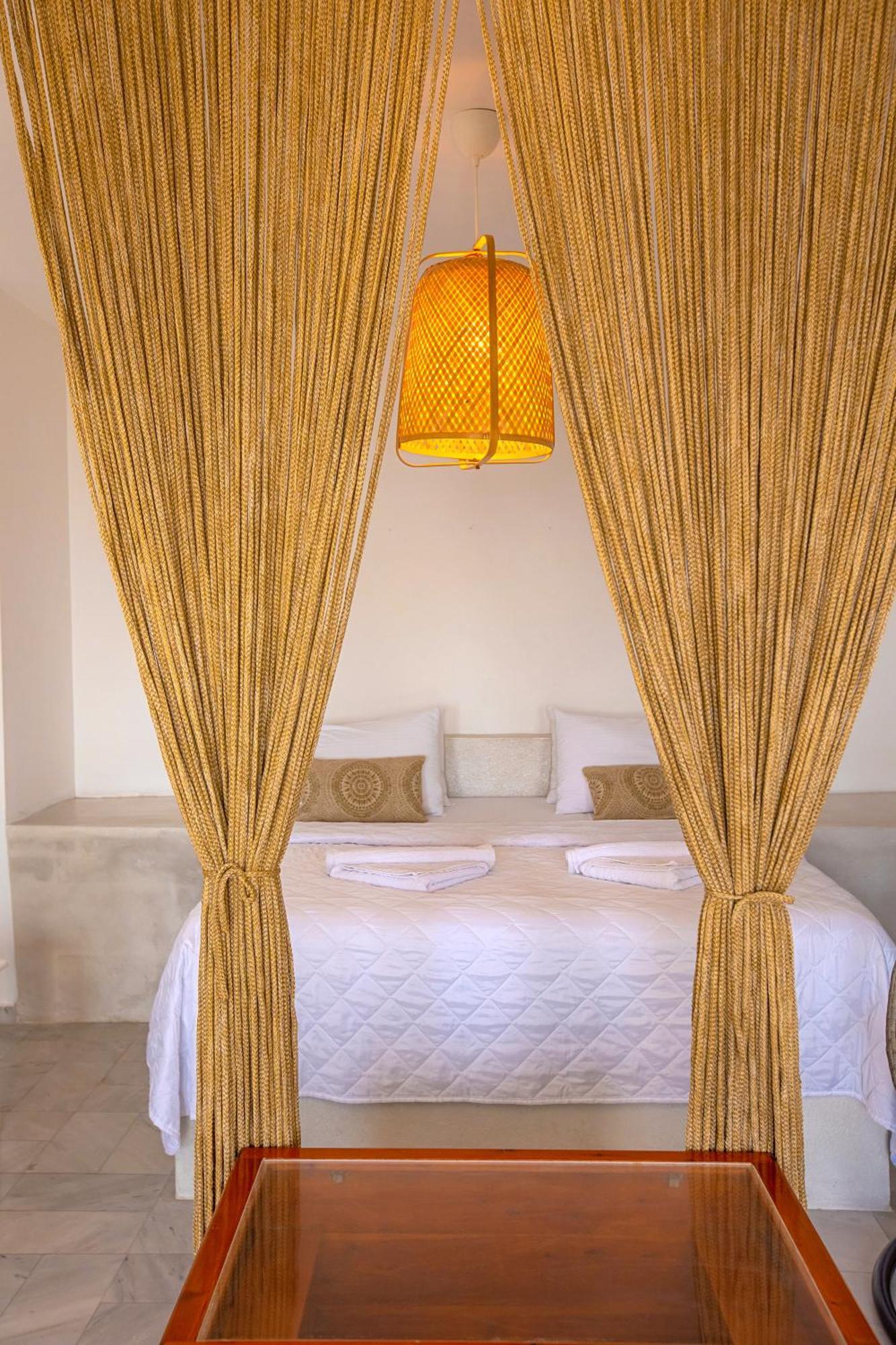 Phaos Santorini Suites Imerovigli  Ngoại thất bức ảnh